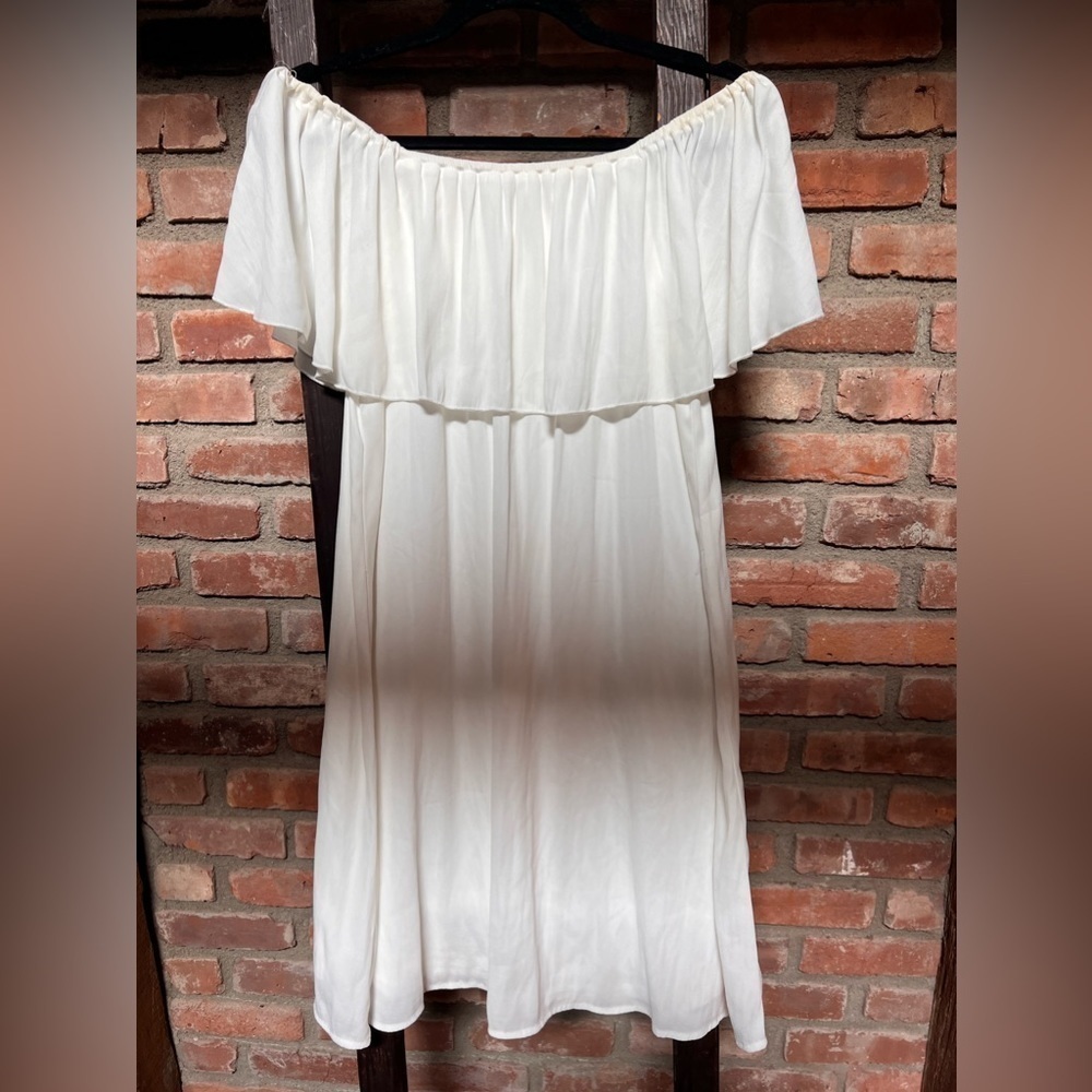 ONLY white off the shoulder shirt dress women’s US size 7 light and airy boho